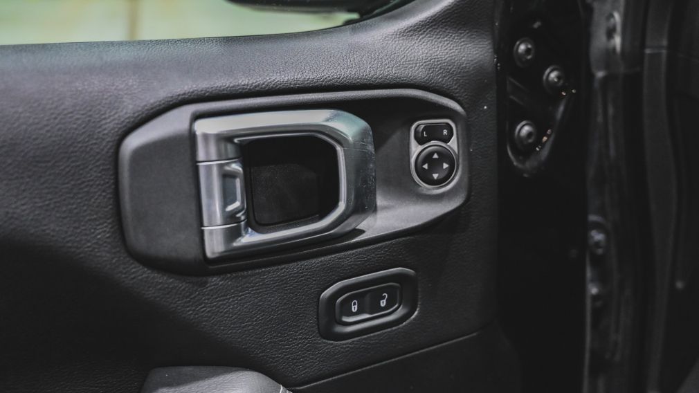 Jeep Wrangler Unlimited Sahara 2022 d&rsquo;occasion à vendre - 32