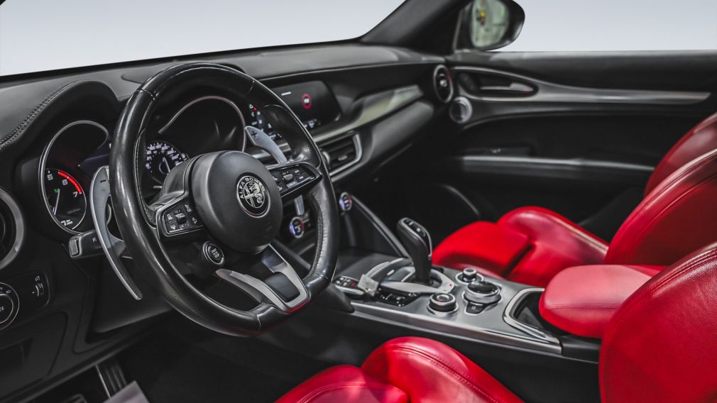 Alfa Romeo Stelvio Veloce 2023 d&rsquo;occasion à vendre - 14