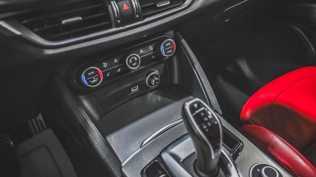 Alfa Romeo Stelvio Veloce 2023 d&rsquo;occasion à vendre - 23