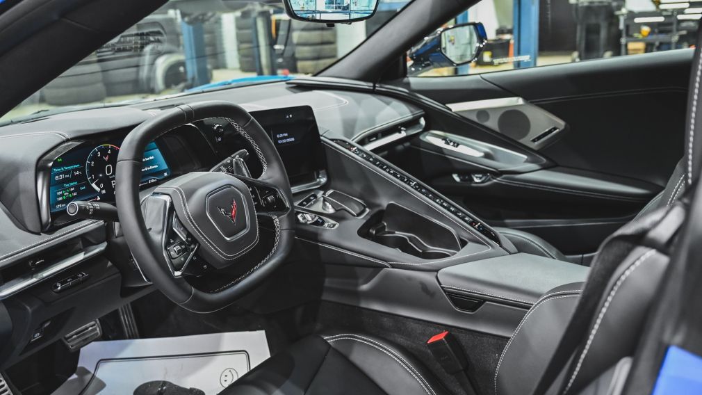 Chevrolet Corvette 2LT 2025 d&rsquo;occasion à vendre - 14