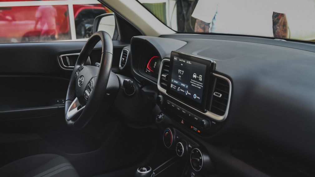 Hyundai Venue Preferred 2025 d&rsquo;occasion à vendre - 24
