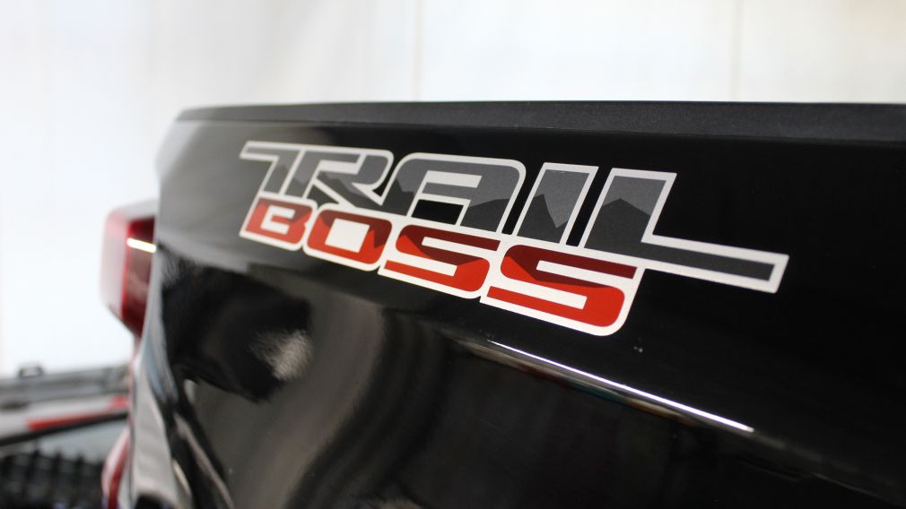 Chevrolet Silverado 1500 Custom Trail Boss 2023 d’occasion à vendre - 35
