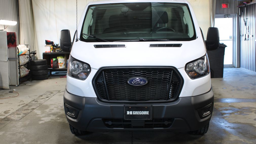 Ford TRANSIT T-250 148&Prime; Low Rf 9070 GVWR RWD 2024 d&rsquo;occasion à vendre - 2