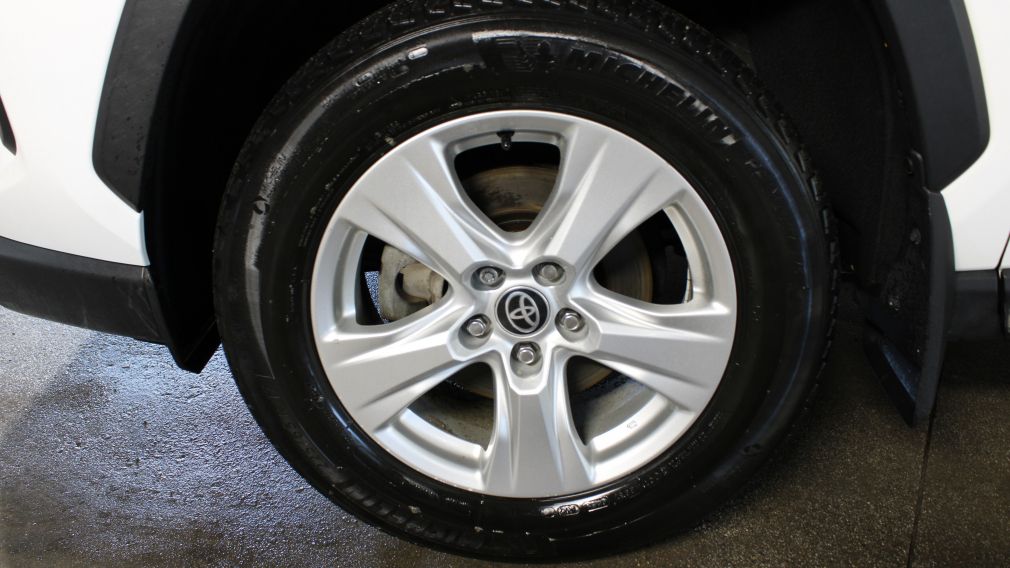 Toyota Rav 4 Hybrid LE 2021 d&rsquo;occasion à vendre - 9