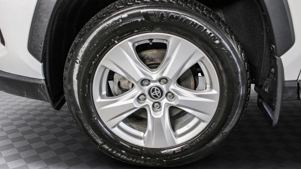 Toyota Rav 4 Hybrid LE 2021 d&rsquo;occasion à vendre - 9