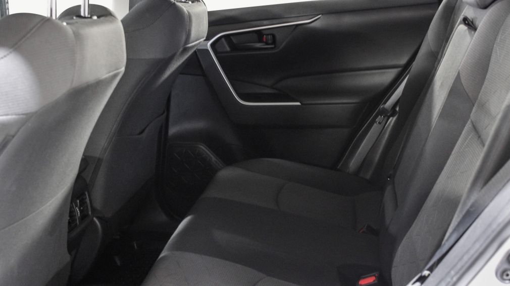 Toyota Rav 4 Hybrid LE 2021 d&rsquo;occasion à vendre - 14