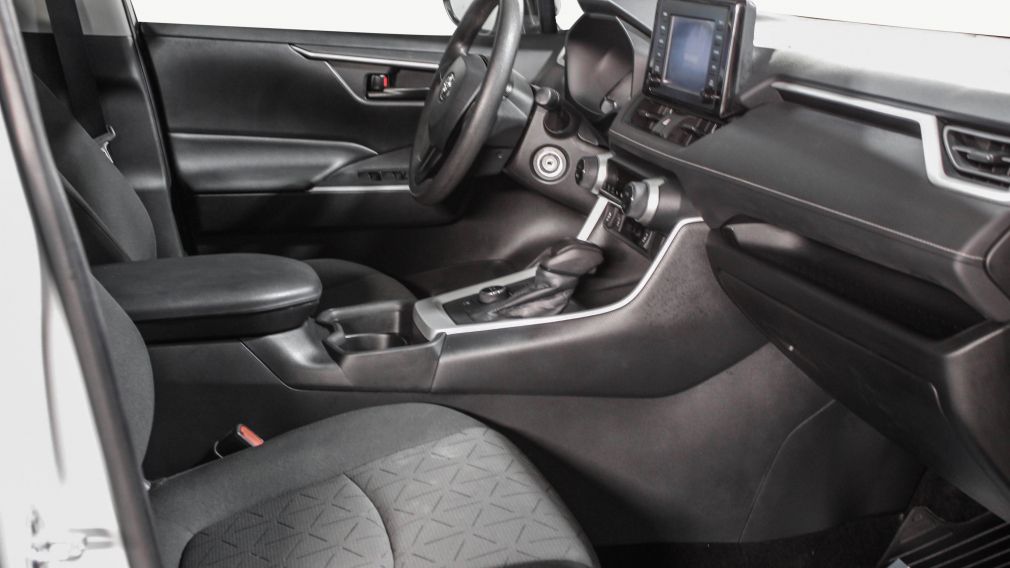 Toyota Rav 4 Hybrid LE 2021 d&rsquo;occasion à vendre - 15