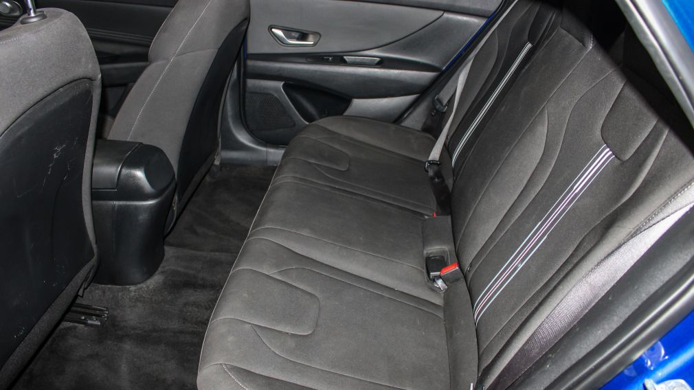 Hyundai Elantra Preferred 2022 d&rsquo;occasion à vendre - 11