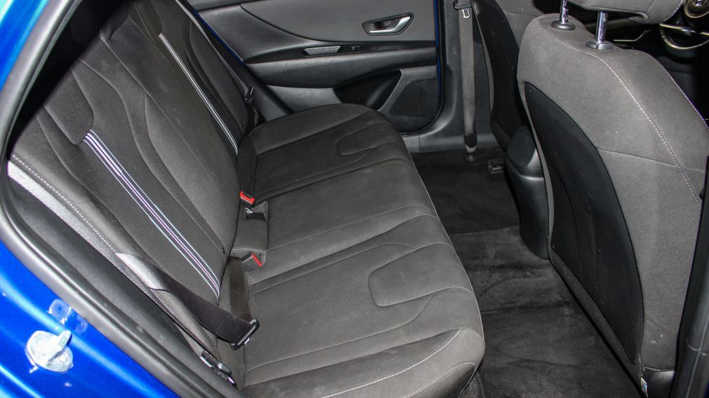 Hyundai Elantra Preferred 2022 d&rsquo;occasion à vendre - 12