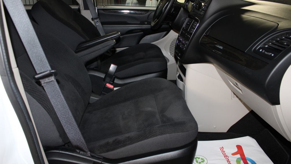 Dodge GR Caravan SXT 2019 d&rsquo;occasion à vendre - 16