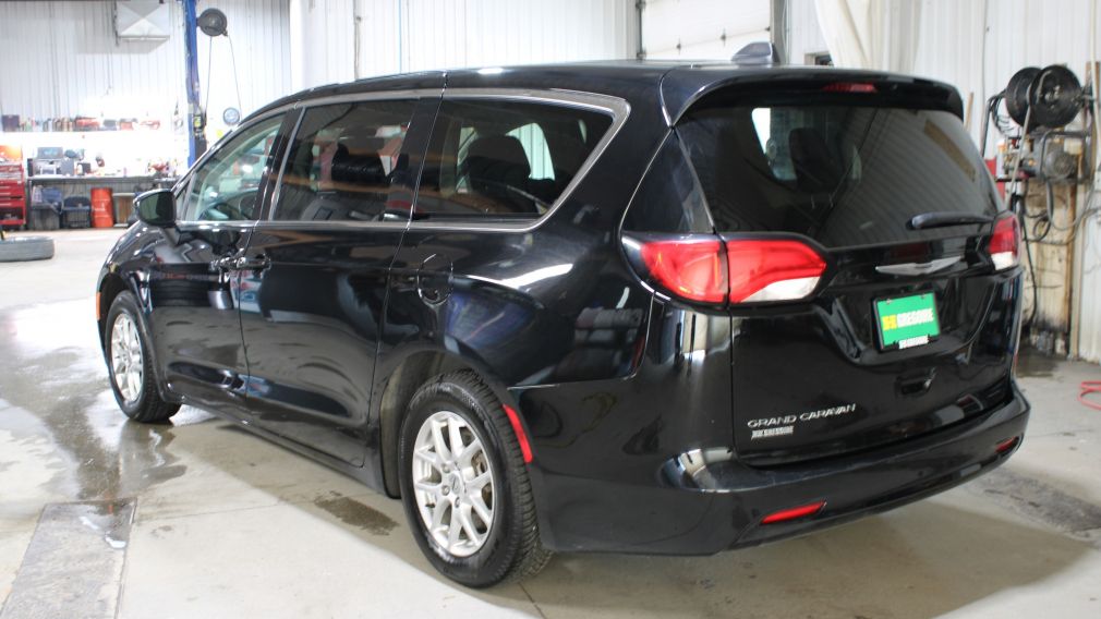 Chrysler Grand Caravan SXT 2024 d&rsquo;occasion à vendre - 5