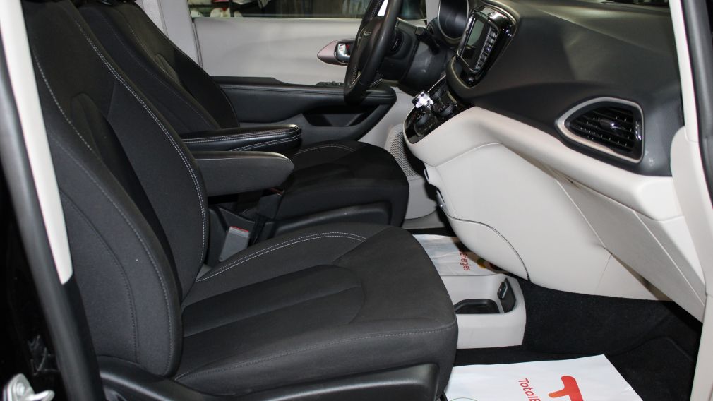 Chrysler Grand Caravan SXT 2024 d&rsquo;occasion à vendre - 17