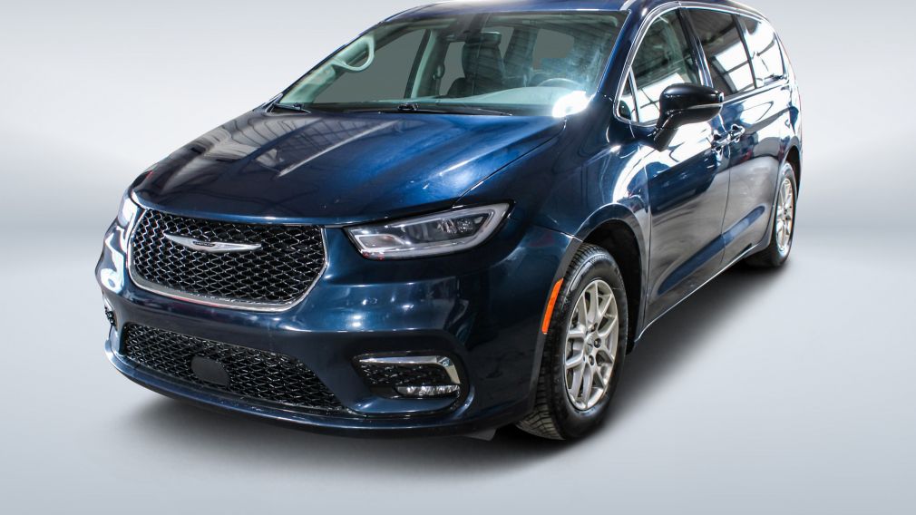 Chrysler Pacifica Touring-L 2024 d&rsquo;occasion à vendre - 3