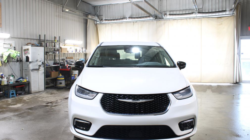 Chrysler Pacifica Touring-L 2024 d&rsquo;occasion à vendre - 2