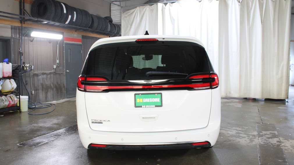 Chrysler Pacifica Touring-L 2024 d&rsquo;occasion à vendre - 6