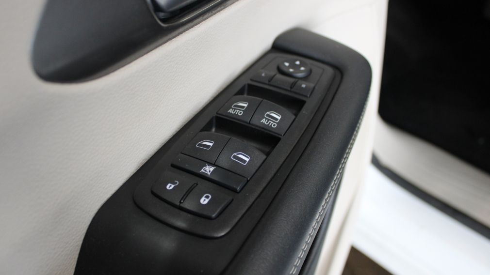 Chrysler Pacifica Touring-L 2024 d&rsquo;occasion à vendre - 18
