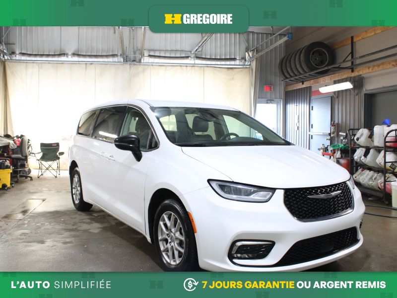  2024 Chrysler Pacifica Touring L FWD   