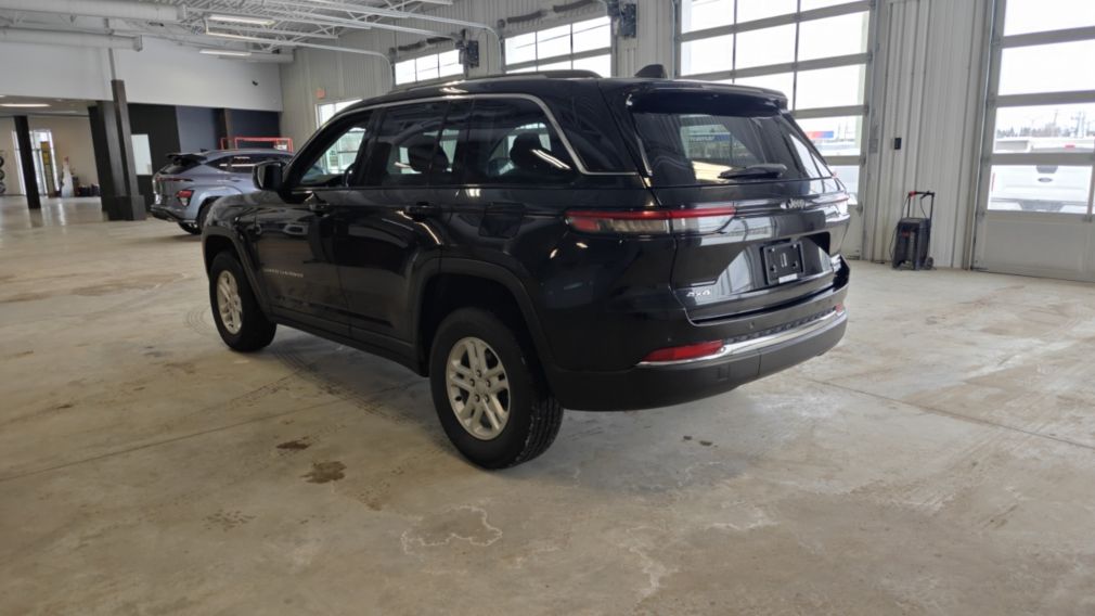 Jeep Grand Cherokee Laredo 2023 d&rsquo;occasion à vendre - 5