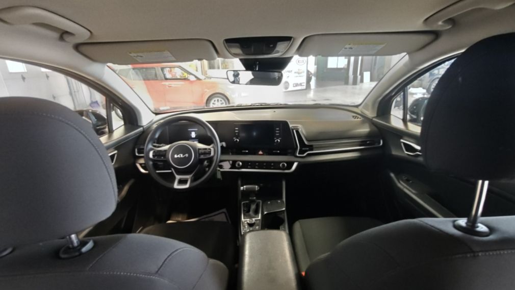 Kia Sportage LX 2023 d&rsquo;occasion à vendre - 17