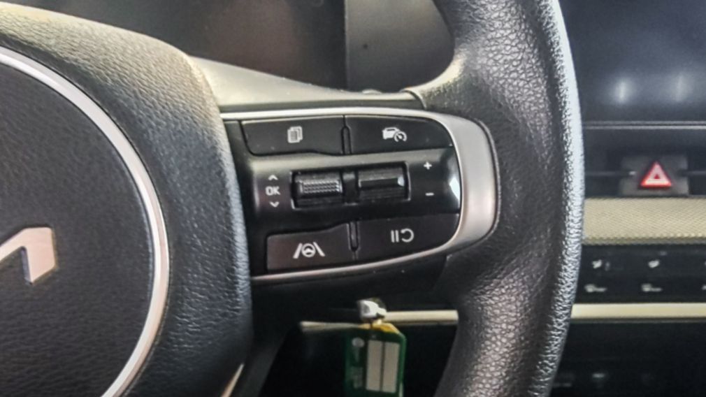 Kia Sportage LX 2023 d&rsquo;occasion à vendre - 10