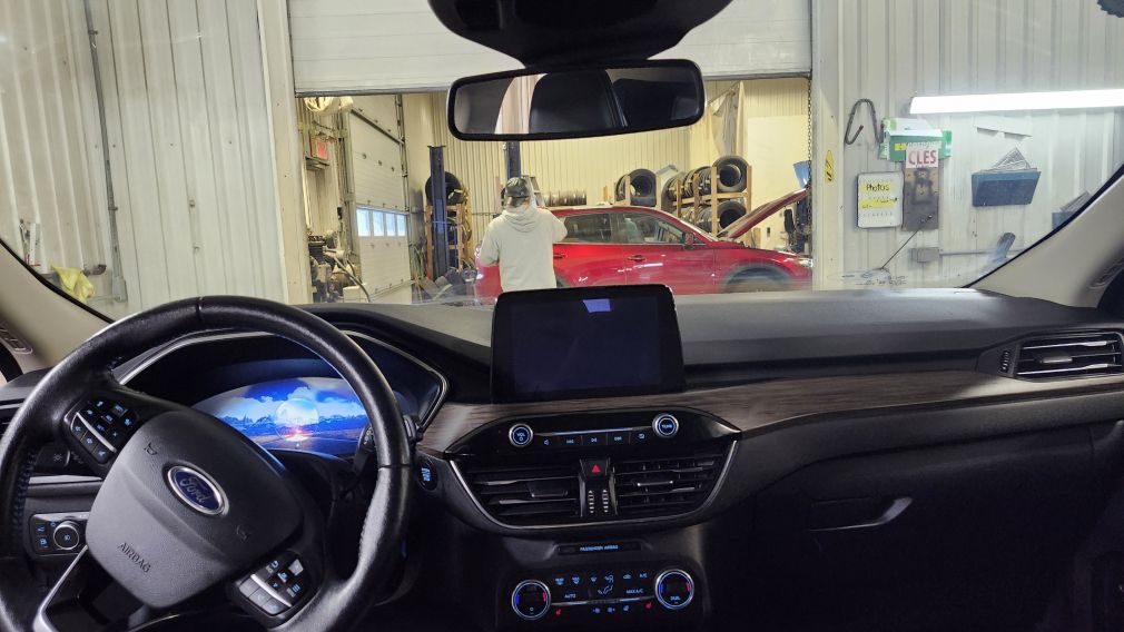Ford Escape Titanium Hybrid 2020 d&rsquo;occasion à vendre - 12