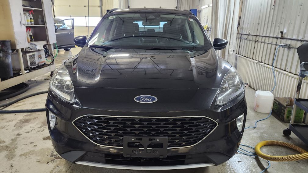 Ford Escape Titanium Hybrid 2020 d&rsquo;occasion à vendre - 2