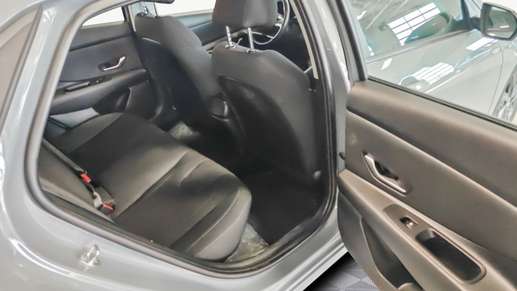 Hyundai Elantra Preferred 2021 d&rsquo;occasion à vendre - 15