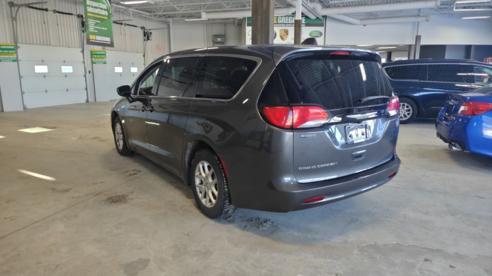 Chrysler Grand Caravan SXT 2023 d&rsquo;occasion à vendre - 5