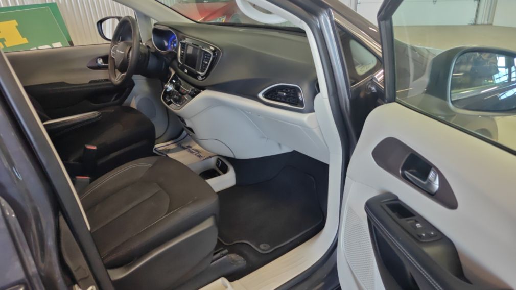 Chrysler Grand Caravan SXT 2023 d&rsquo;occasion à vendre - 14