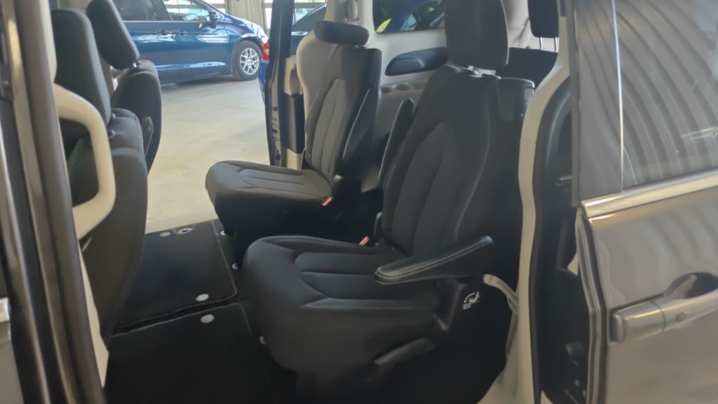 Chrysler Grand Caravan SXT 2023 d&rsquo;occasion à vendre - 15