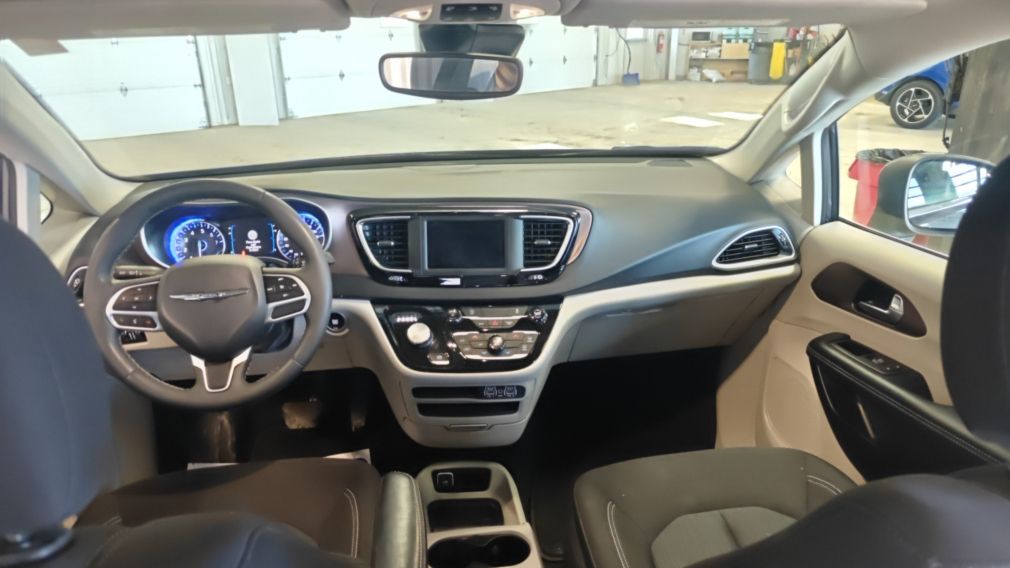 Chrysler Grand Caravan SXT 2023 d&rsquo;occasion à vendre - 16