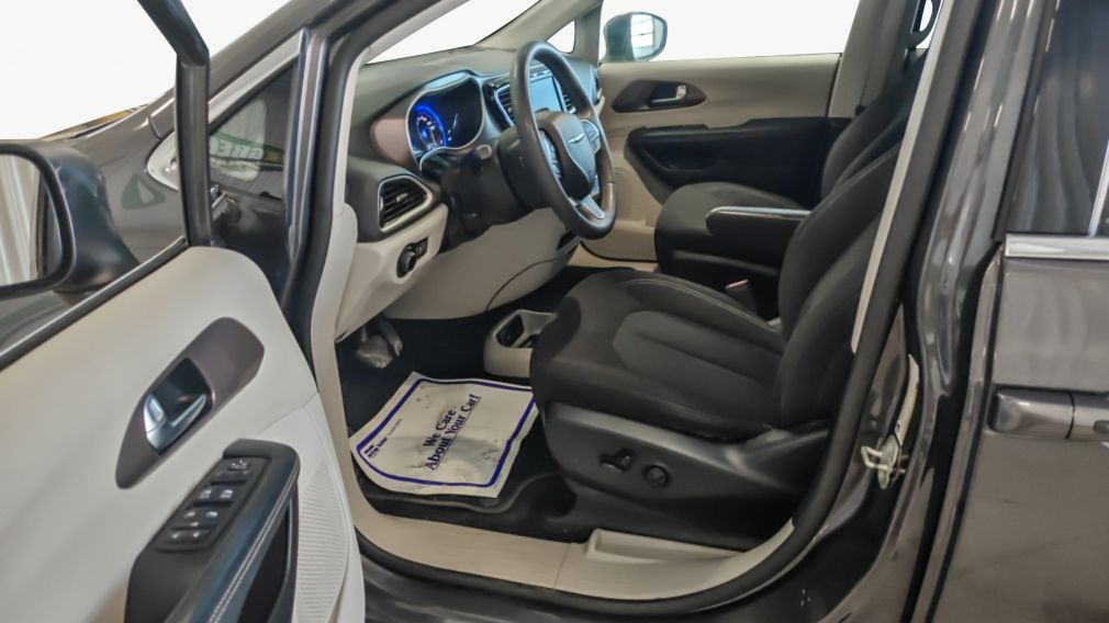 Chrysler Grand Caravan SXT 2023 d&rsquo;occasion à vendre - 9