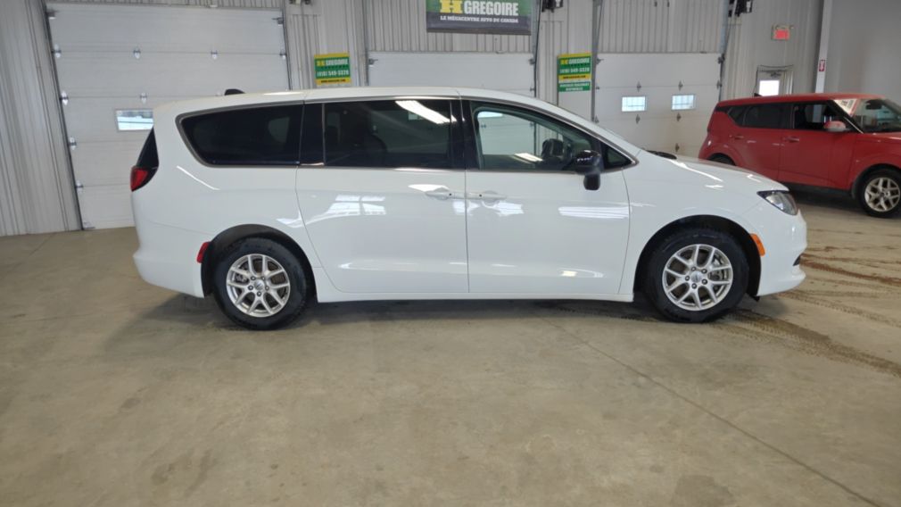 Chrysler Grand Caravan SXT 2024 d&rsquo;occasion à vendre - 8