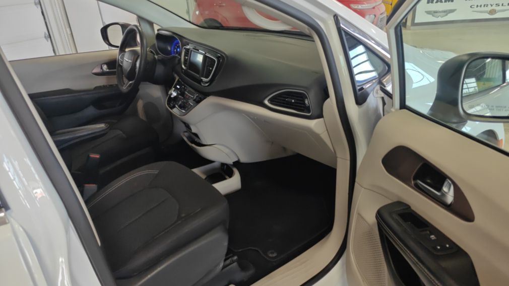 Chrysler Grand Caravan SXT 2024 d&rsquo;occasion à vendre - 14