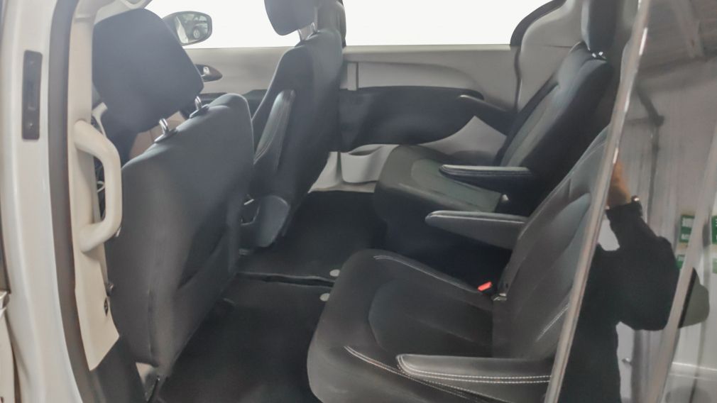 Chrysler Grand Caravan SXT 2024 d&rsquo;occasion à vendre - 15