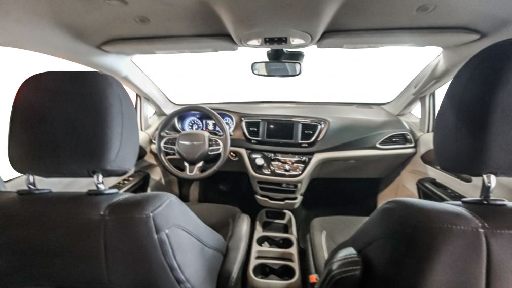 Chrysler Grand Caravan SXT 2024 d&rsquo;occasion à vendre - 16