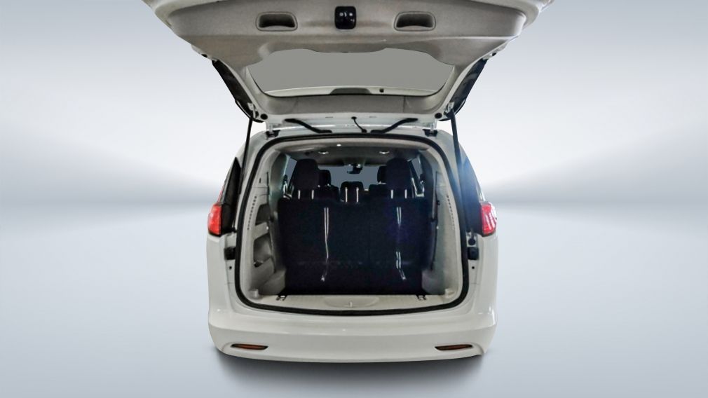 Chrysler Grand Caravan SXT 2024 d&rsquo;occasion à vendre - 18