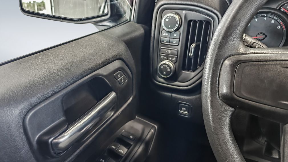 GMC Sierra 1500 4WD Crew Cab 157&Prime; 2019 d&rsquo;occasion à vendre - 12