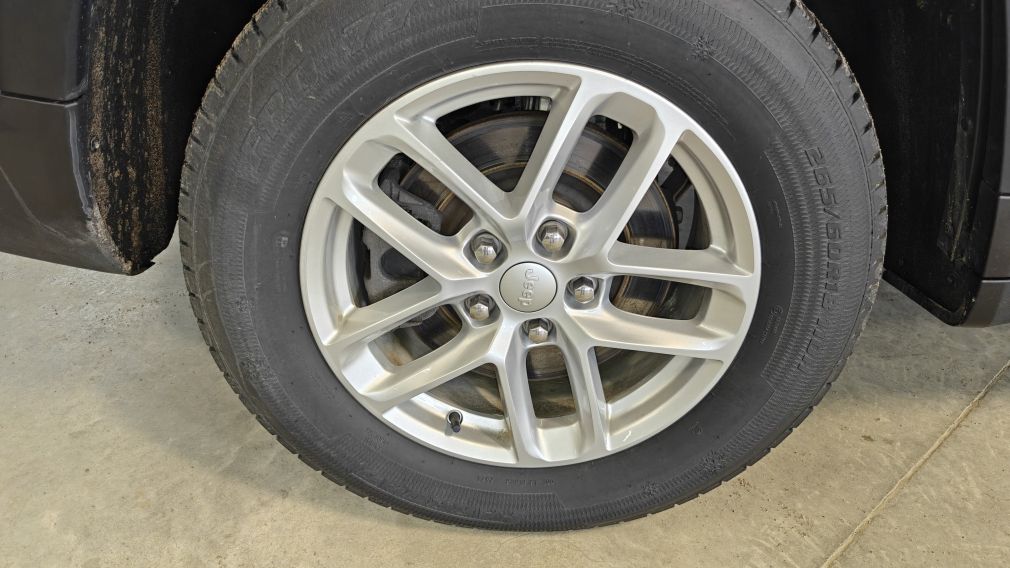 Jeep Grand Cherokee L Laredo 2023 d&rsquo;occasion à vendre - 23