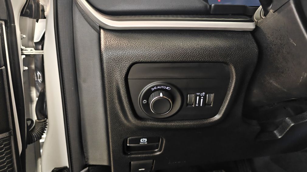 Jeep Grand Cherokee L Laredo 2023 d&rsquo;occasion à vendre - 12