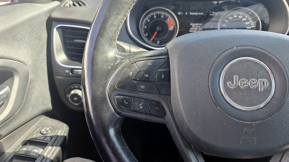 Jeep Cherokee Trailhawk 2019 d&rsquo;occasion à vendre - 9