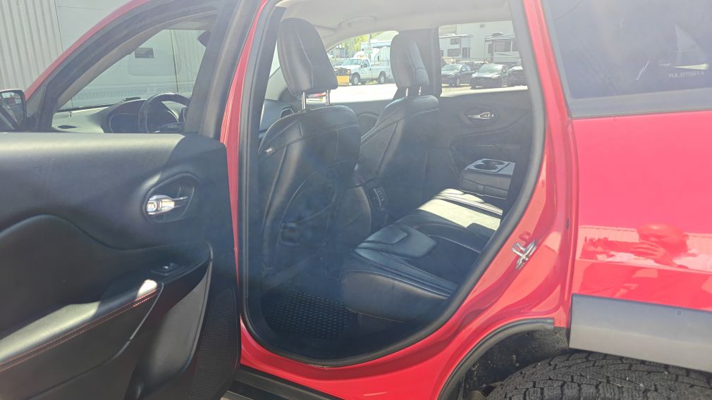 Jeep Cherokee Trailhawk 2019 d&rsquo;occasion à vendre - 17