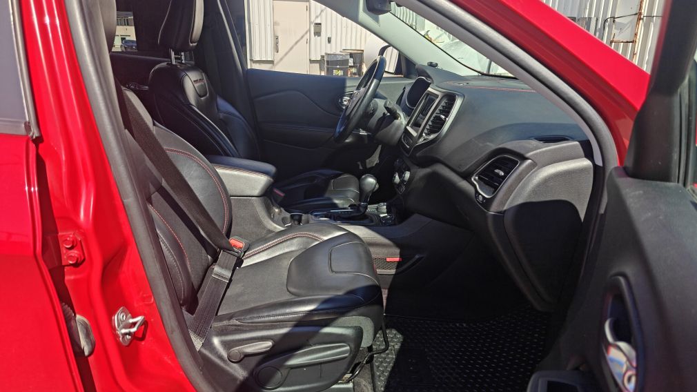 Jeep Cherokee Trailhawk 2019 d&rsquo;occasion à vendre - 16