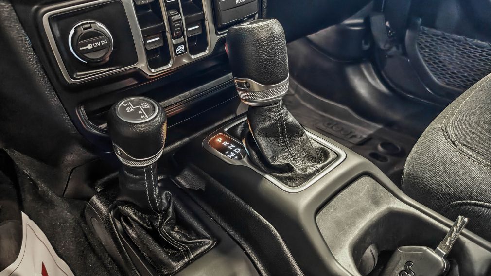 Jeep Wrangler Sport S 2024 d&rsquo;occasion à vendre - 16