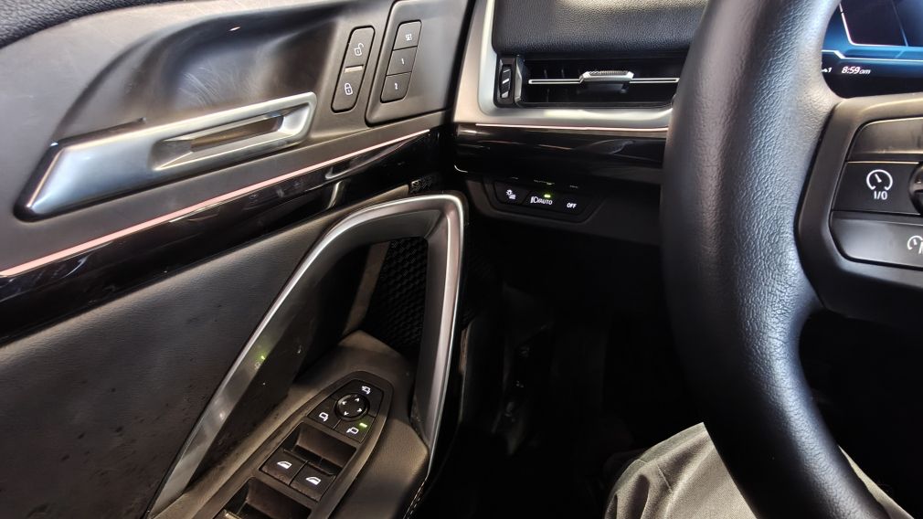 BMW X1 xDrive28i 2025 d&rsquo;occasion à vendre - 12