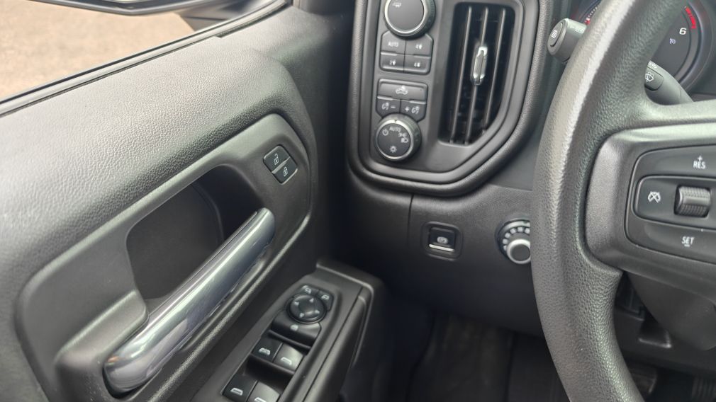 Chevrolet Silverado 1500 Custom Trail Boss 2024 d&rsquo;occasion à vendre - 12
