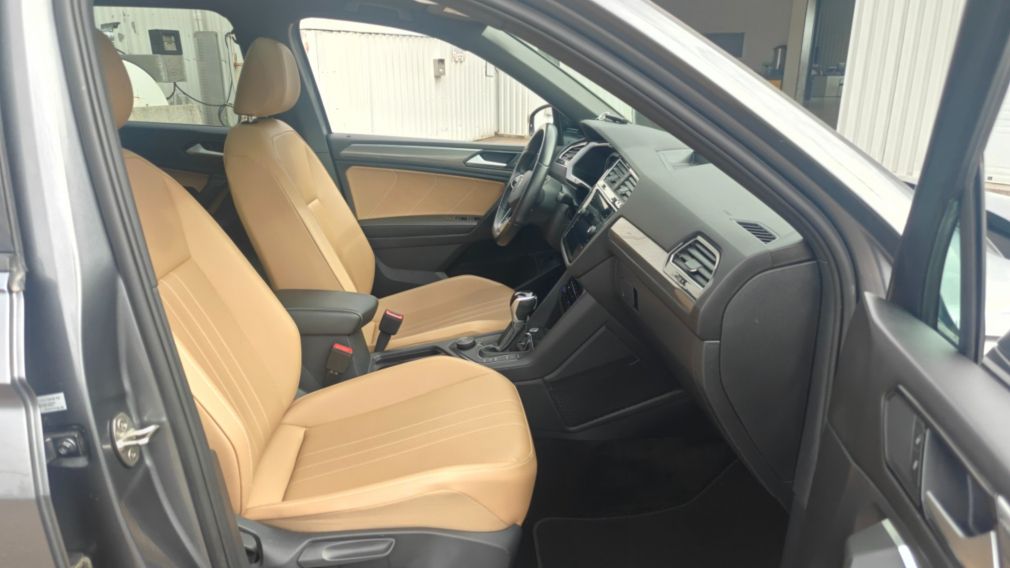 Volkswagen Tiguan Comfortline R-Line Black Edition 2022 d&rsquo;occasion à vendre - 16