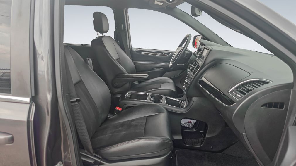 Dodge GR Caravan Premium Plus 2020 d&rsquo;occasion à vendre - 16