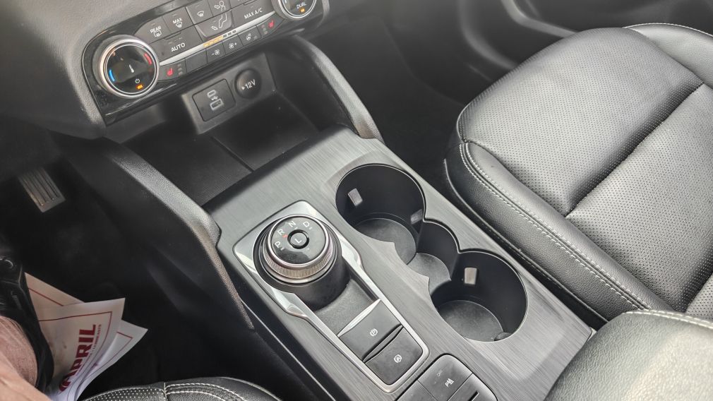 Ford Escape Titanium Hybrid 2022 d&rsquo;occasion à vendre - 14