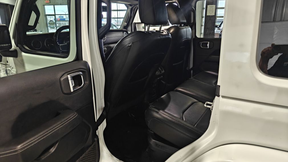 Jeep Wrangler Unlimited Sahara 2022 d&rsquo;occasion à vendre - 17